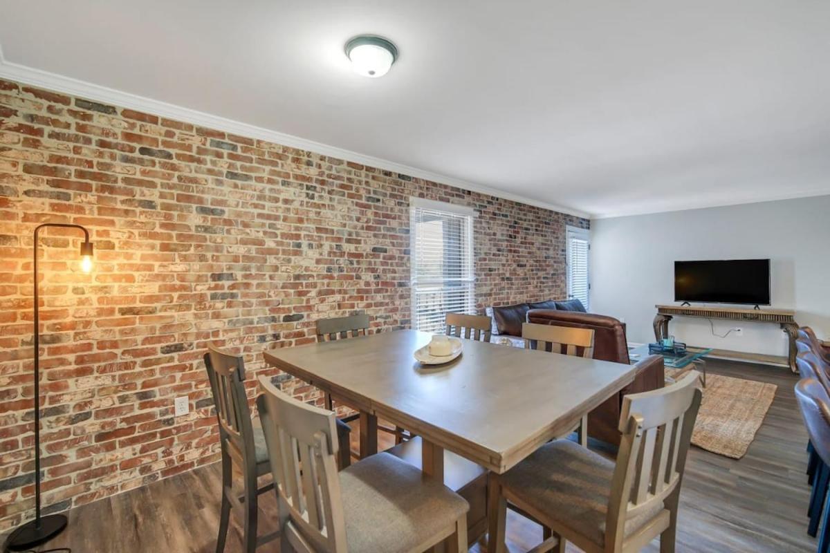Eagle'S Nest - Spacious Loft Downtown - Near Gsu Statesboro Kültér fotó