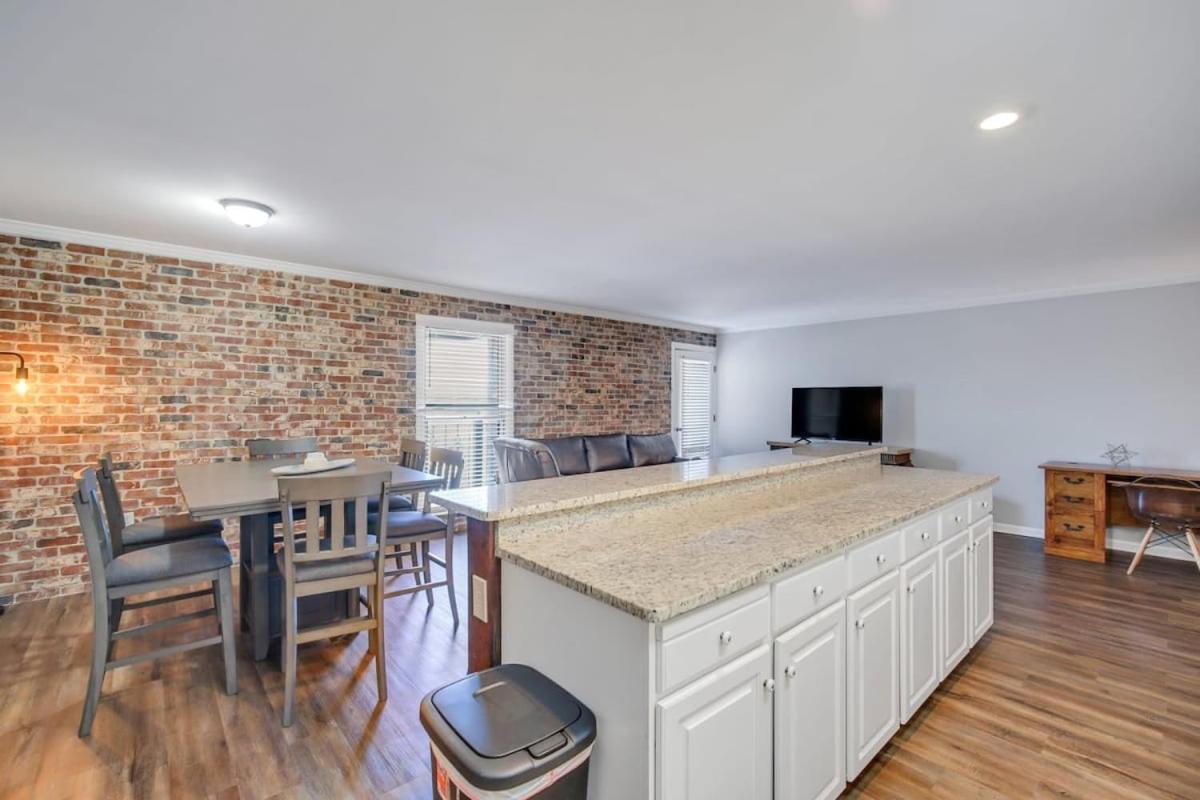 Eagle'S Nest - Spacious Loft Downtown - Near Gsu Statesboro Kültér fotó