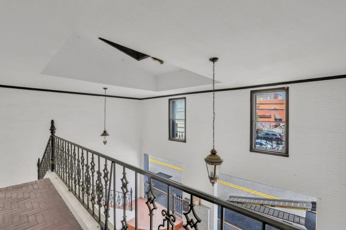 Eagle'S Nest - Spacious Loft Downtown - Near Gsu Statesboro Kültér fotó