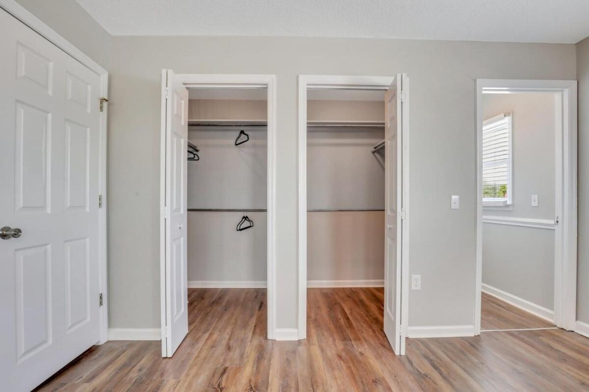 Eagle'S Nest - Spacious Loft Downtown - Near Gsu Statesboro Kültér fotó