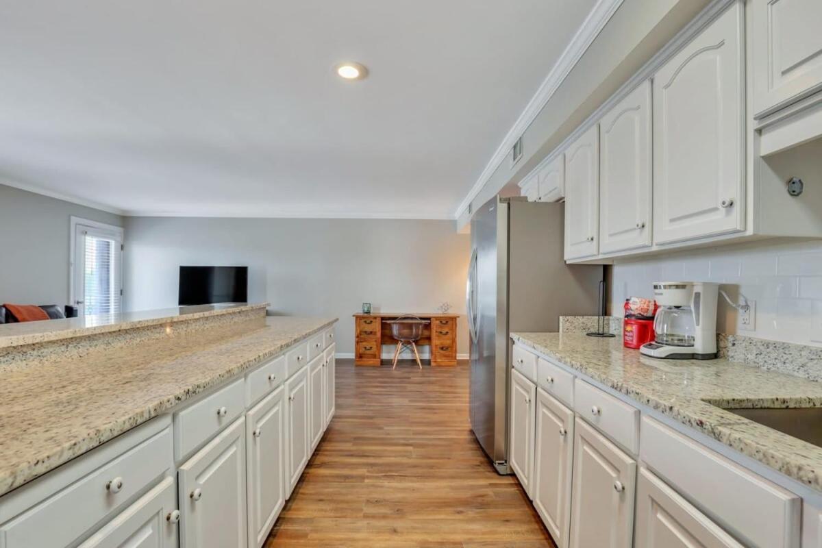 Eagle'S Nest - Spacious Loft Downtown - Near Gsu Statesboro Kültér fotó